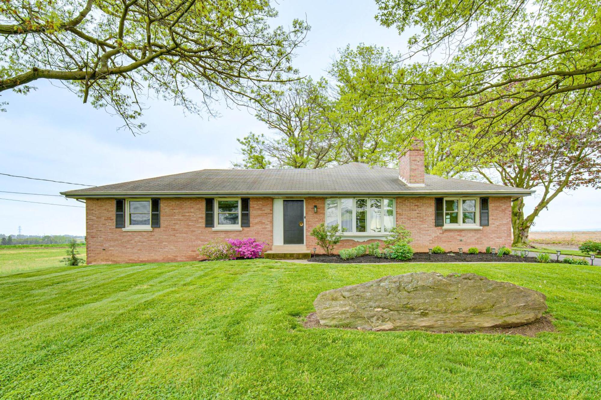 Sunny Lancaster Gem, 4 Mi To Dutch Wonderland Villa Екстериор снимка